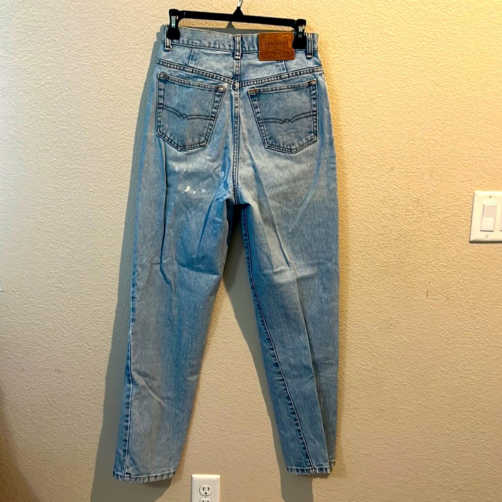 Vintage 80’s early 90’s Limited jeans size 8 light wash button fly